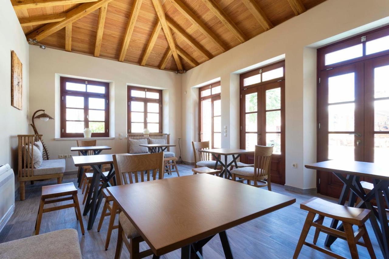 Mare Monte Luxury Suites Spétses Zewnętrze zdjęcie