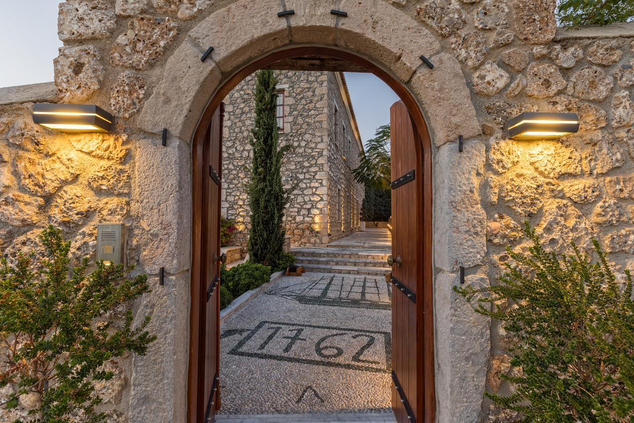 Mare Monte Luxury Suites Spétses Zewnętrze zdjęcie