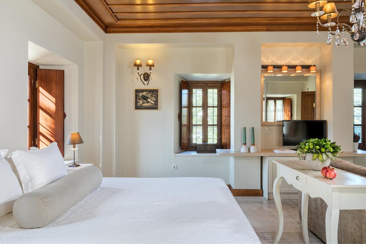 Mare Monte Luxury Suites Spétses Zewnętrze zdjęcie