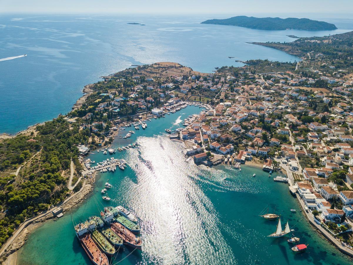 Mare Monte Luxury Suites Spétses Zewnętrze zdjęcie
