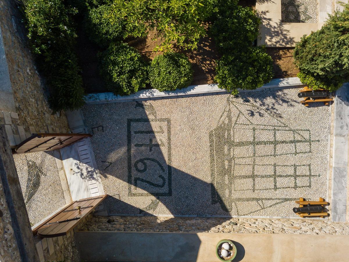 Mare Monte Luxury Suites Spétses Zewnętrze zdjęcie